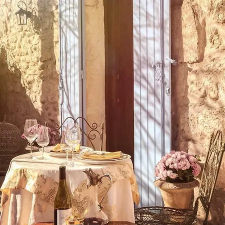 Domaine De La Brave